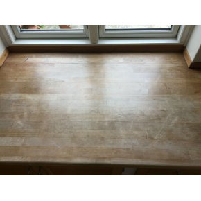 Afslibning og oliering af bge bordplade