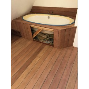 Jatoba gulvet er nu afslebet og klar til efterbehandlingen 2x naturolie.