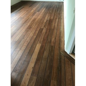 Det frdige resultat efter afslibningen og efterbehandlingen m. 2x naturolie